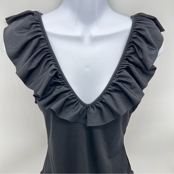 Zara Black Textured V-Neck Top - Picture 2 of 8